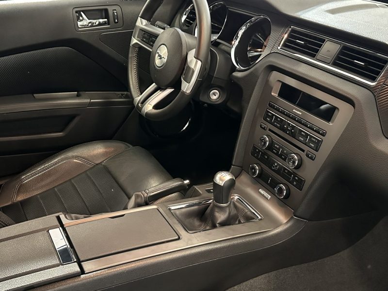 FORD MUSTANG GT California Special