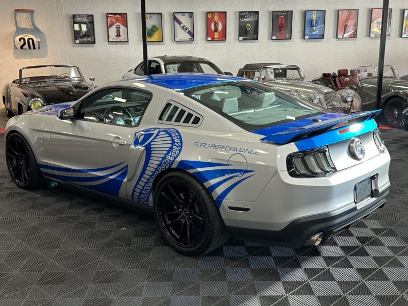 FORD MUSTANG GT California Special