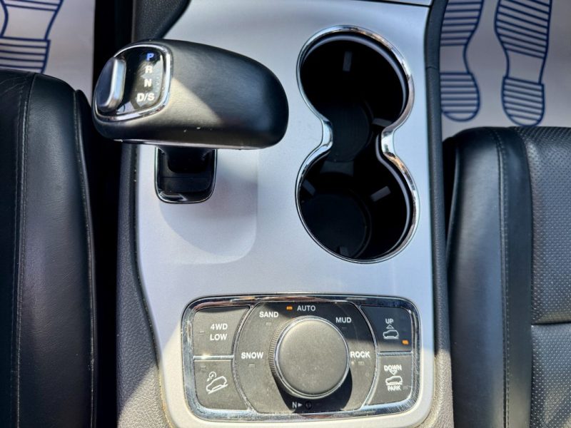 JEEP GRAND CHEROKEE IV 3.0 CRD V6 4x4 250 CH SUMMIT ETAT NEUF