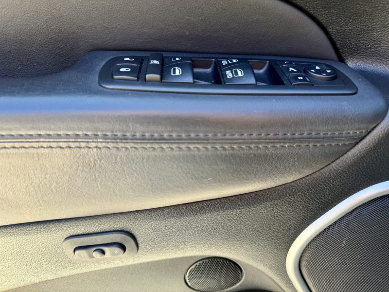 JEEP GRAND CHEROKEE IV 3.0 CRD V6 4x4 250 CH SUMMIT ETAT NEUF