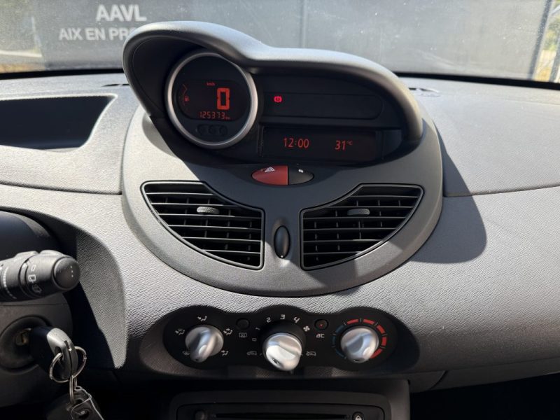 RENAULT TWINGO 2010 1.2 75CH CLIM DISTRIBUTION NEUVE