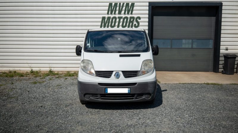RENAULT TRAFIC 2.0 DCI 115CH 6 PLACES 