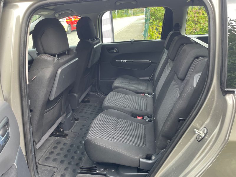 PEUGEOT 5008 PREMIUM 1.6HDI 110CH