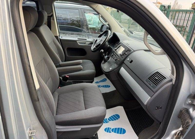 VOLKSWAGEN MULTIVAN 2010  2.0 L TDI 180CH CONFORTLINE 7 PLACES