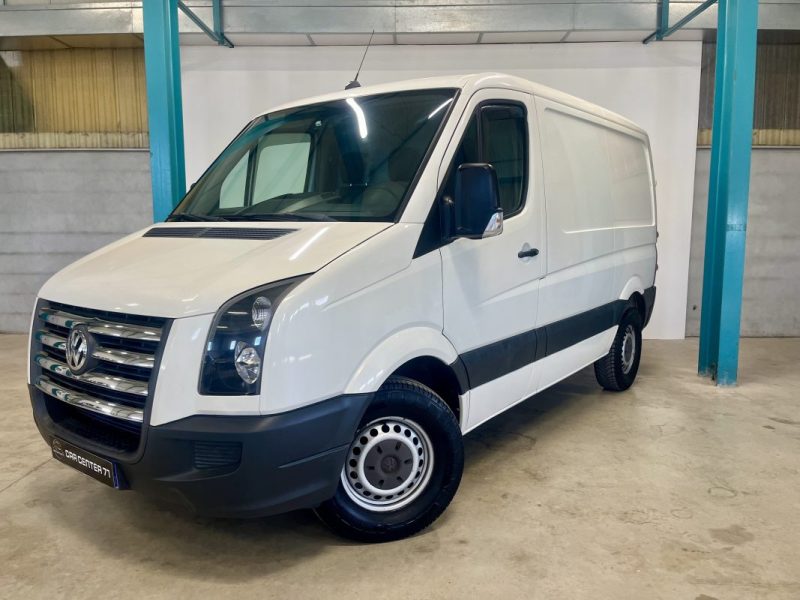 VOLKSWAGEN CRAFTER Fourgon Court 30 2.5 TDI 164ch BVM6 TVA RECUPERABLE GARANTIE 6 MOIS