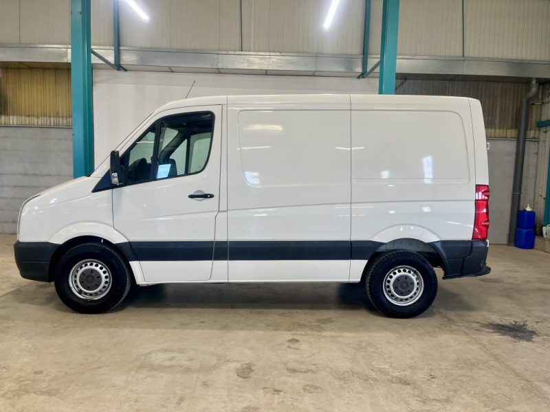 VOLKSWAGEN CRAFTER Fourgon Court 30 2.5 TDI 164ch BVM6 TVA RECUPERABLE GARANTIE 6 MOIS
