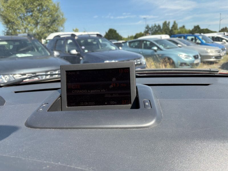 PEUGEOT 3008 1.6 HDI 16V 110cv  FELINE  garantie, 12 mois