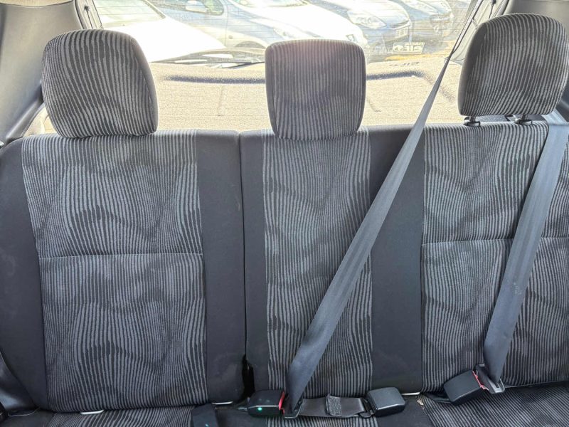 DACIA SANDERO 1.4 MPI 75CV   LAUREATE  garantie 12 mois