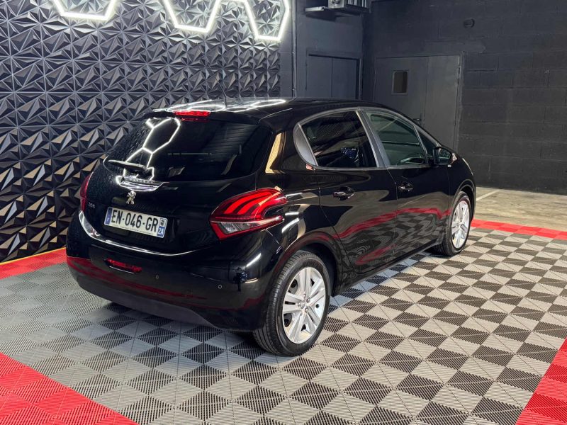 PEUGEOT 208 1.6 BLUEHDI 75CH STYLE GARANTIE 6 MOIS