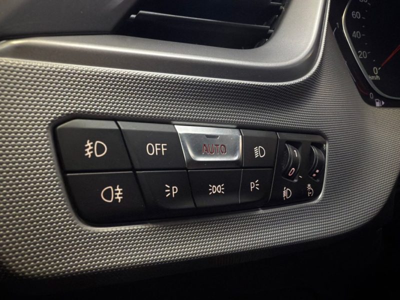 BMW SERIE 1 118i LOUNGE 140ch