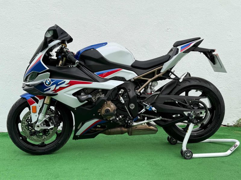 B.M.W. S 1000 RR /PACK M/ JANTES CARBONE/ENTRETIENS BMW/ GARANTIE 6 MOIS/ ORIGINE FRANCE 2020