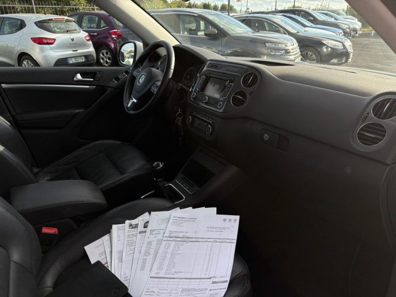 VW TIGUAN 2.0 TDI 110ch Carat 🚙 Toit pano 🌞 / Cuir 🛋️ / Sièges chauffants ♨️ / Garantie 6 mois ✅