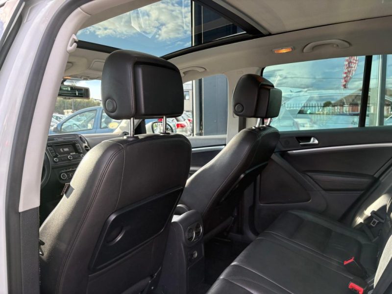 VW TIGUAN 2.0 TDI 110ch Carat 🚙 Toit pano 🌞 / Cuir 🛋️ / Sièges chauffants ♨️ / Garantie 6 mois ✅