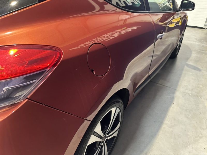 RENAULT MEGANE 3 COUPE 1.5 dCi 110ch / KIT DISTRIBUTION A JOUR