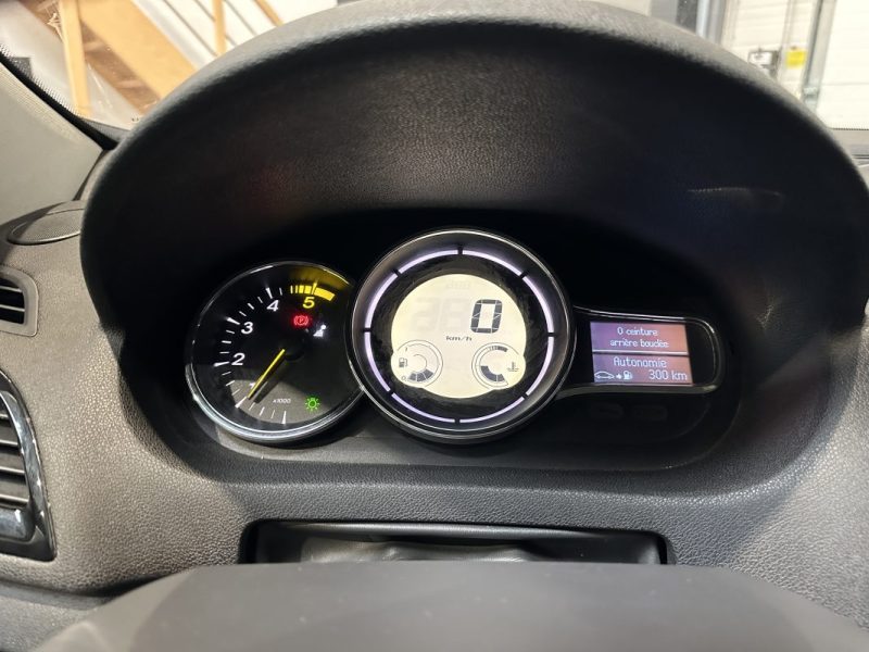 RENAULT MEGANE 3 COUPE 1.5 dCi 110ch / KIT DISTRIBUTION A JOUR