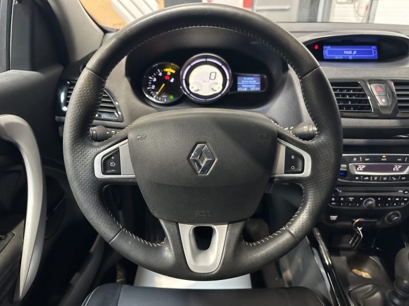 RENAULT MEGANE 3 COUPE 1.5 dCi 110ch / KIT DISTRIBUTION A JOUR