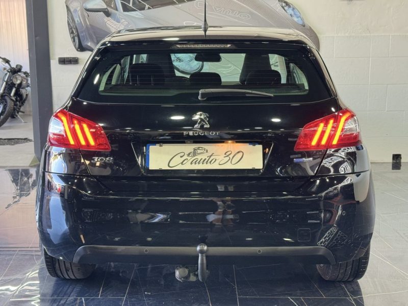 PEUGEOT 308 2015