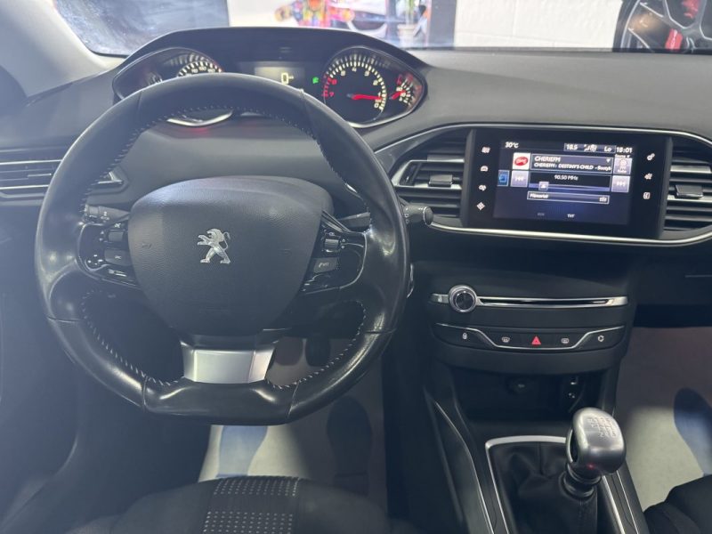 PEUGEOT 308 2015