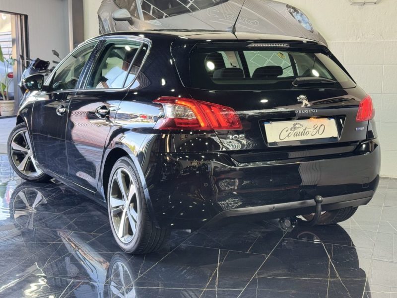 PEUGEOT 308 2015