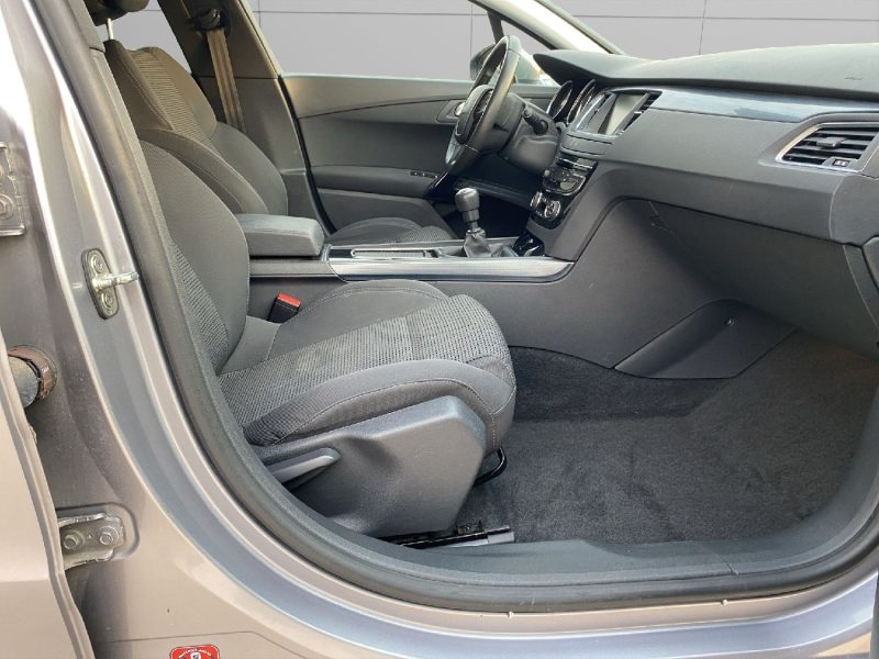 PEUGEOT 508*FINITION HAUT DE GAMME* 1.6 BlueHDi 120 CV