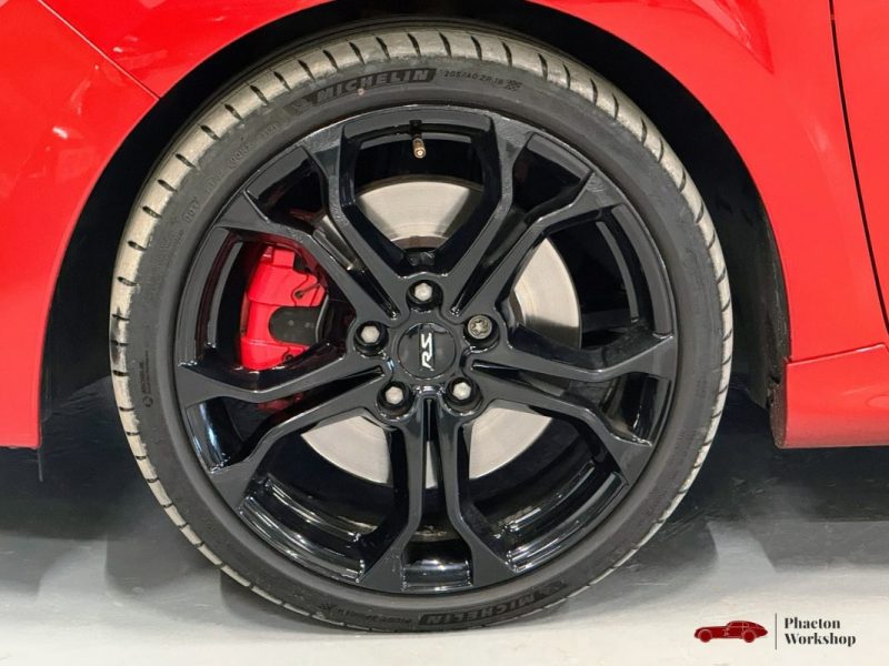 Renault Clio 4 RS Phase 1 – Châssis CUP | E85 Flex | Ligne inox à clapets | Entretien irréprochable