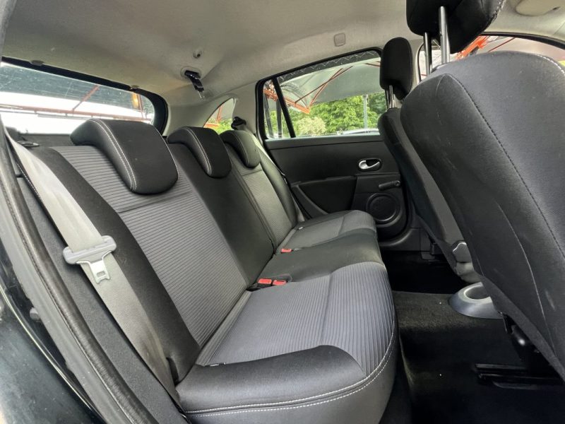 RENAULT CLIO 3 III PHASE 2 ESTATE / SW 1.2 TCE 100 Cv - GARANTIE 1 AN