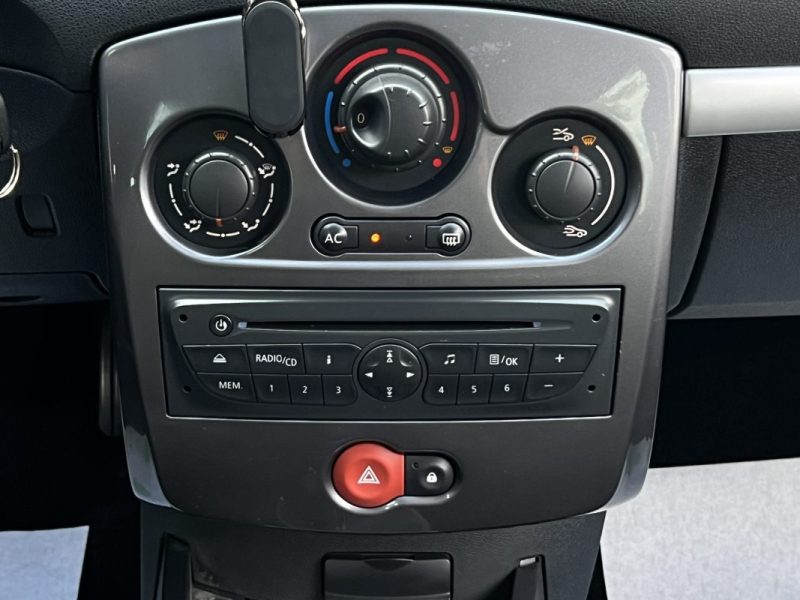 RENAULT CLIO 3 III PHASE 2 ESTATE / SW 1.2 TCE 100 Cv - GARANTIE 1 AN