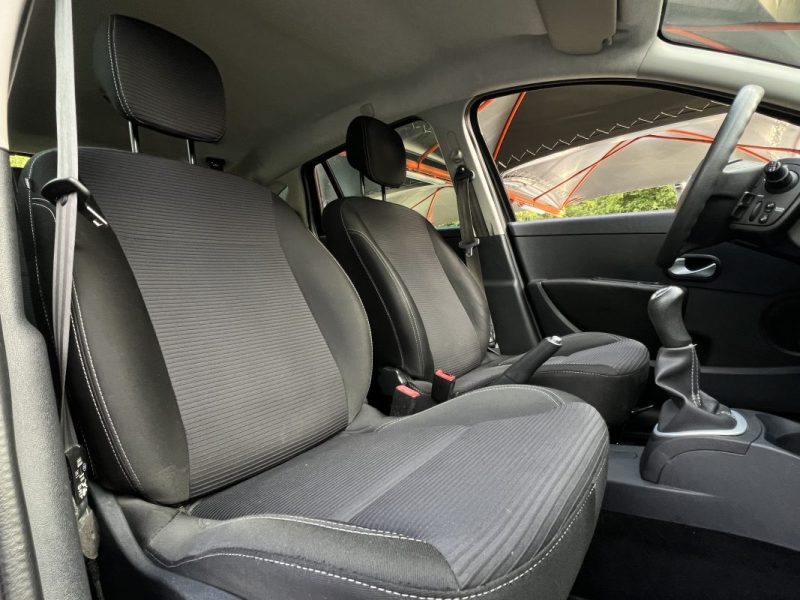 RENAULT CLIO 3 III PHASE 2 ESTATE / SW 1.2 TCE 100 Cv - GARANTIE 1 AN