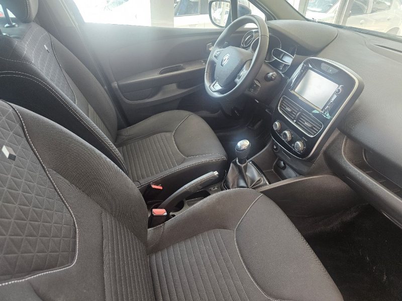 RENAULT CLIO 2018
