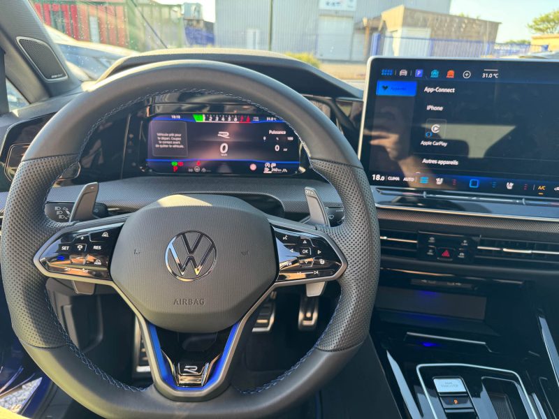 Golf 8.5 Facelift R black edition 333ch AKRA/TO