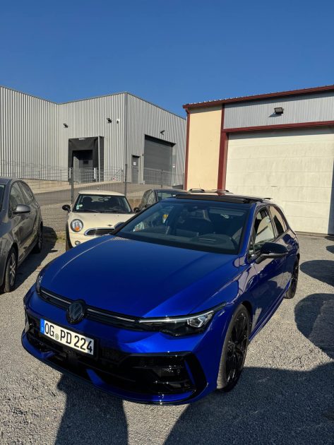 Golf 8.5 Facelift R black edition 333ch AKRA/TO