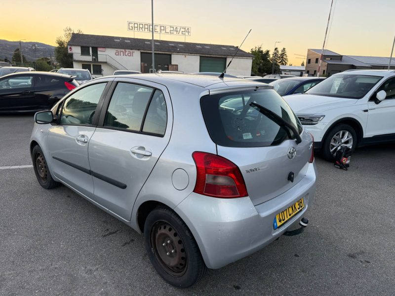 TOYOTA YARIS 1.3 VVT-I 87CH 1ERE MAIN GARANTIE 3 MOIS 