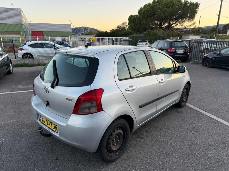 TOYOTA YARIS 1.3 VVT-I 87CH 1ERE MAIN GARANTIE 3 MOIS 