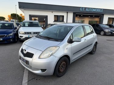 TOYOTA YARIS 1.3 VVT-I 87CH 1ERE MAIN GARANTIE 3 MOIS 