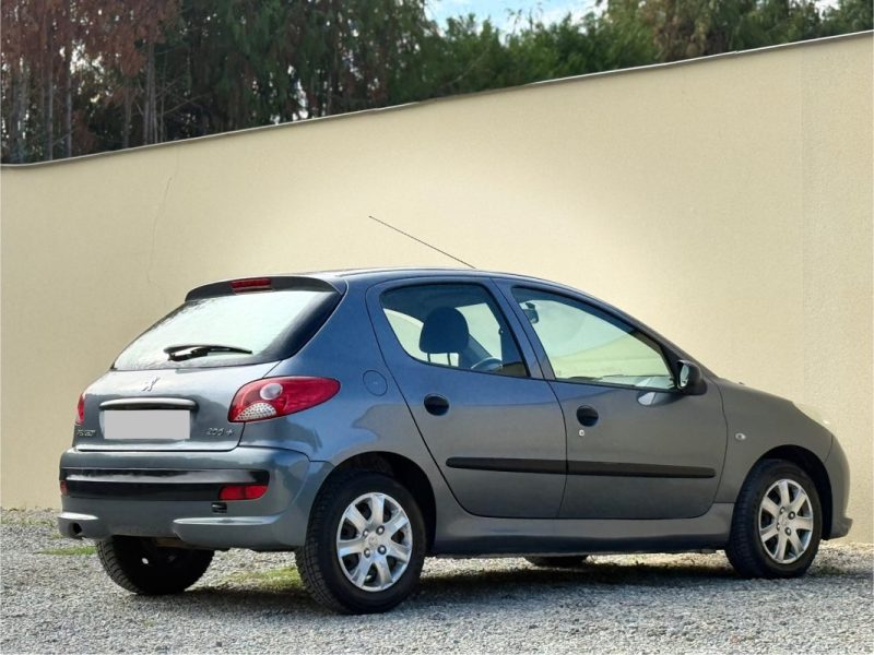 PEUGEOT 206+ 1.4 HDi 70CH BLUE LION URBAN Euro5 5p 2011 131 000KM