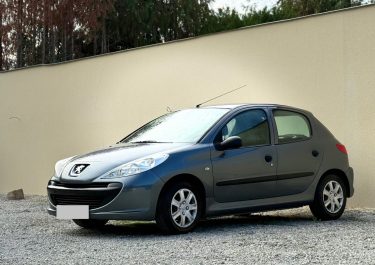 PEUGEOT 206+ 1.4 HDi 70CH BLUE LION URBAN Euro5 5p 2011 131 000KM