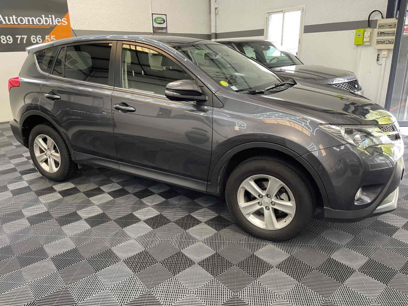 TOYOTA RAV4 2014