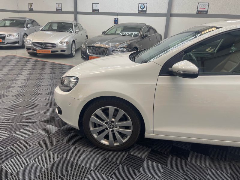 VOLKSWAGEN GOLF 2010