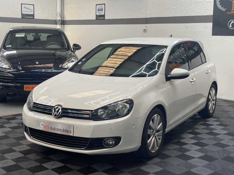 VOLKSWAGEN GOLF 2010