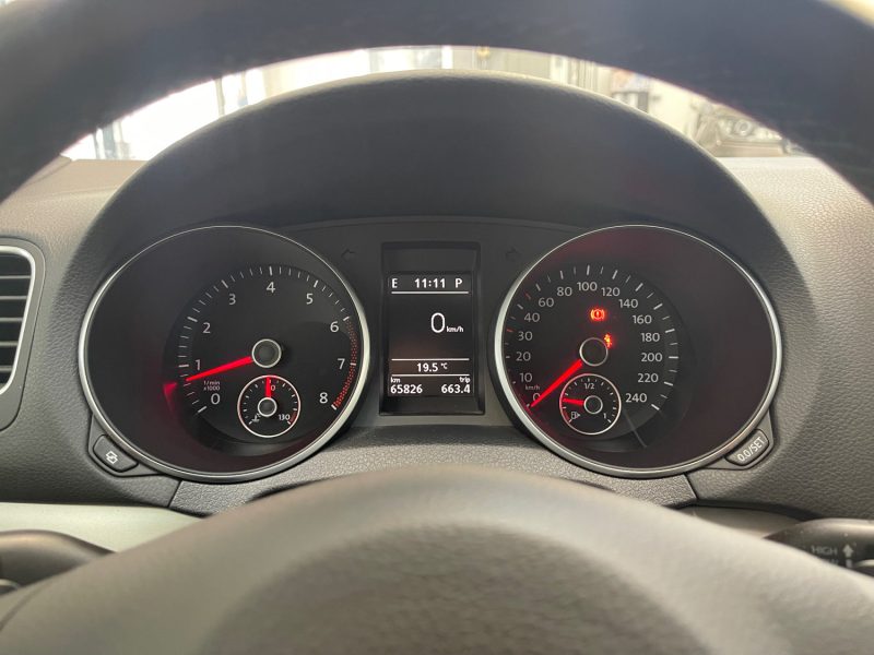 VOLKSWAGEN GOLF 2010