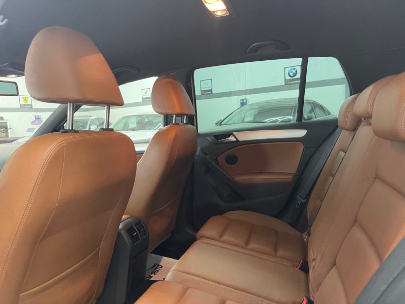 VOLKSWAGEN GOLF 2010