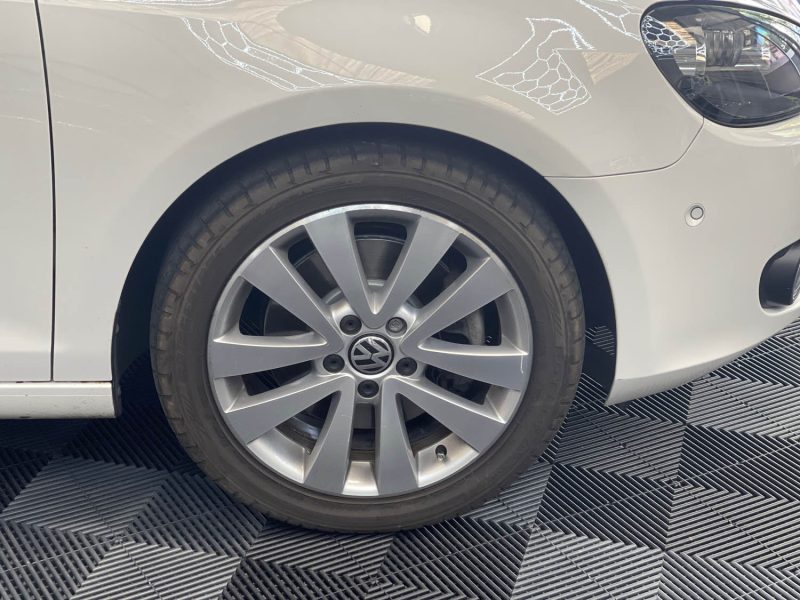 VOLKSWAGEN GOLF 2010