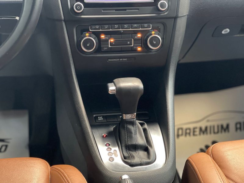 VOLKSWAGEN GOLF 2010