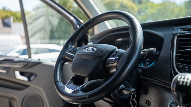 FORD TRANSIT CUSTOM 2.0 ECOBLUE 185Cv SPORT / PRIX HT