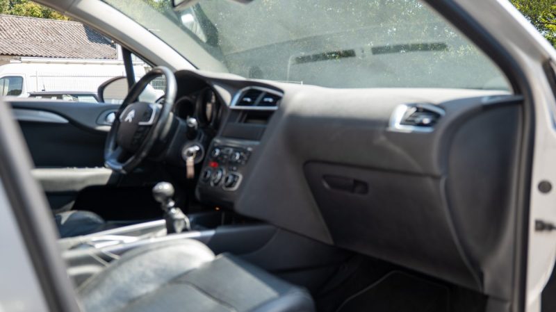 CITROEN C4 2.0 HDI 150CH EXCLUSIVE