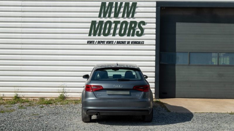 AUDI A3 SPORTBACK 1.6 TDI 105 ATTRACTION