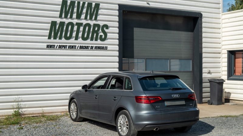 AUDI A3 SPORTBACK 1.6 TDI 105 ATTRACTION