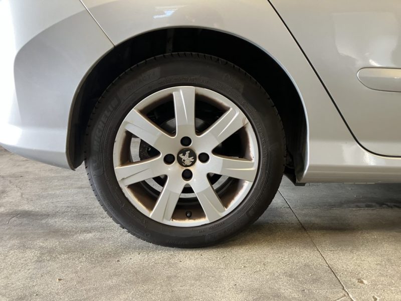 PEUGEOT 308 1.6 e-HDi FAP 115ch Allure 5p