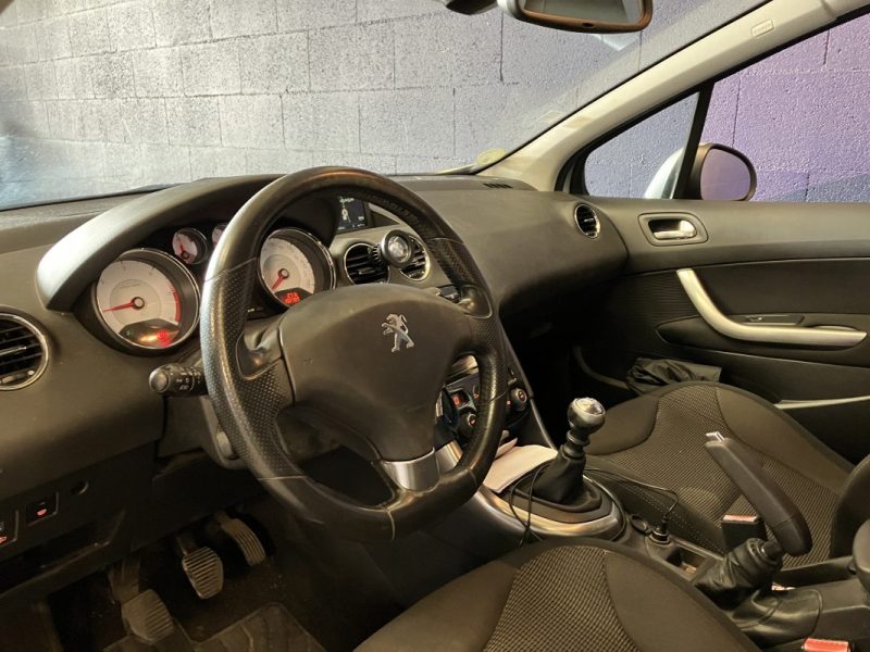 PEUGEOT 308 1.6 e-HDi FAP 115ch Allure 5p