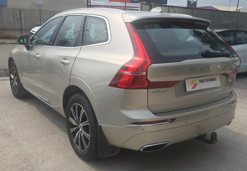 VOLVO XC60 2021